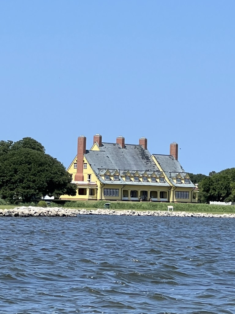 Whalehead Club
